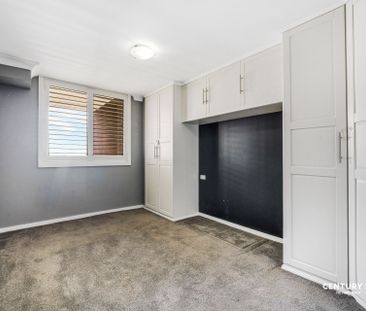 Spacious One Bedroom Unit in the Heart of Fairfield&excl; - Photo 2