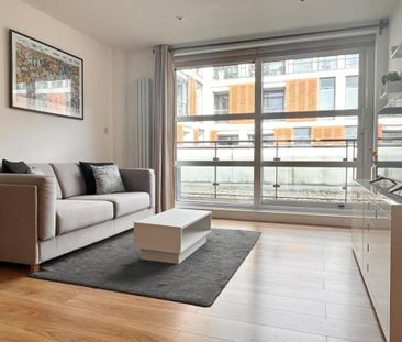 1 Bed Flat, Cornell Square, SW8 - Photo 1