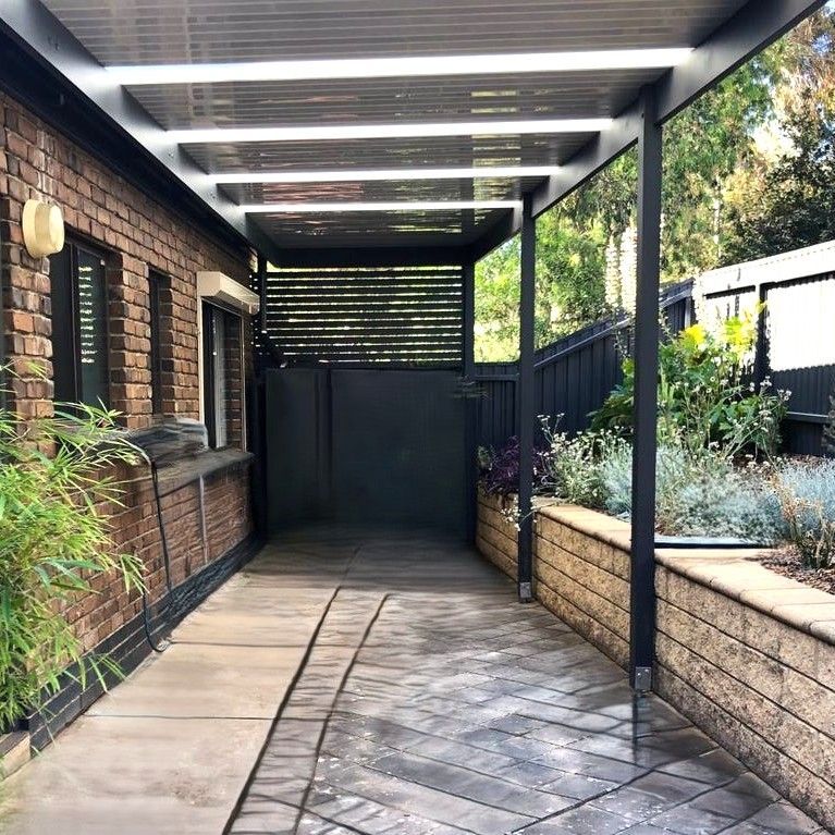 Cozy Character Home in Private Courtyard - Photo 1