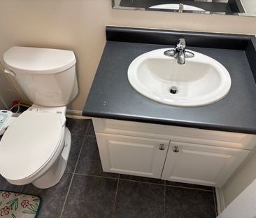 For Lease - 27 Ariel Road Unit# Main, Brampton, Ontario - Photo 6