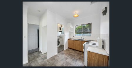 Relaxed Living in a Peaceful One-Bedroom Hideaway - Photo 3