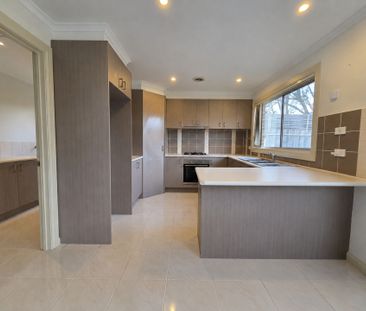 Charming 3 Bedroom Home - Photo 1