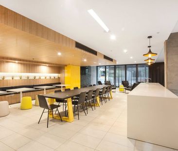 Stylish Studio with City Views & Prime Location - Photo 1