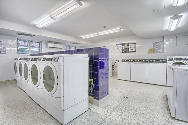 For Lease - 360 Ridelle Avenue Unit# 1701, Toronto, Ontario - Photo 1