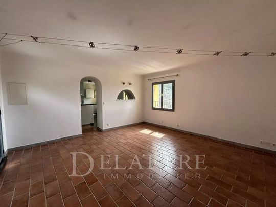 Location Appartement 3 pièces 77m² GRASSE 06520 - Photo 1