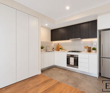 One Bedroom Gem - Photo 3