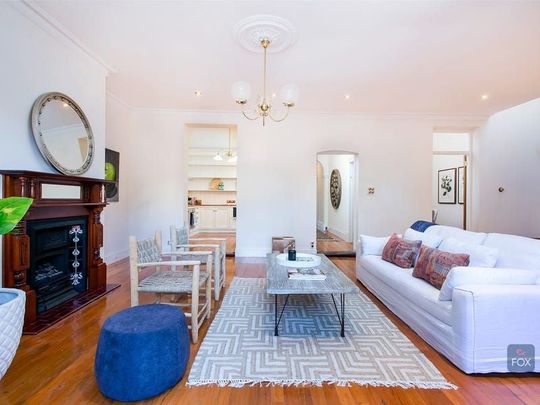 Charming light filled North Adelaide home in a peaceful, prime location - Photo 1