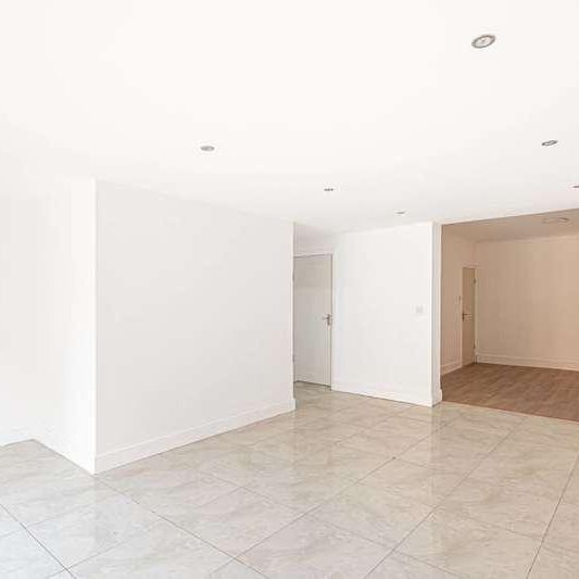 Watford Way, Hendon, NW4 - Photo 1