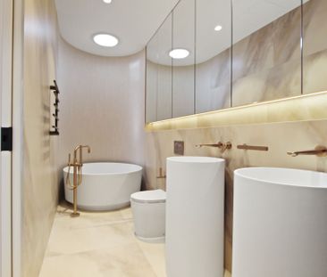 Brand New Luxury 4 Bedroom Townhouse with Lift & High End Finishing - Photo 2