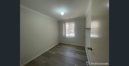 GATED COMPLEX - GREAT LOCATION - Photo 2