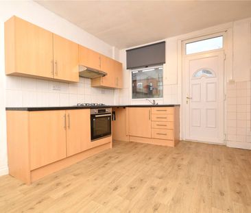 53, Cross Flatts Place, Leeds, West Yorkshire, LS11 7JN - Photo 4
