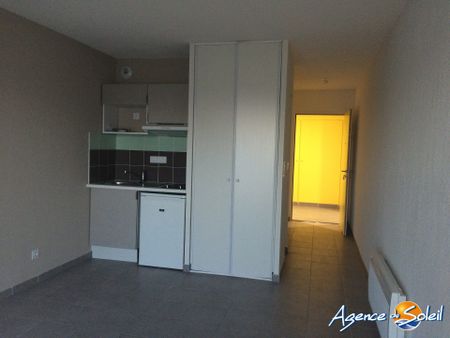 Location Appartement 1 pièce 24m² NARBONNE 11100 - Photo 2