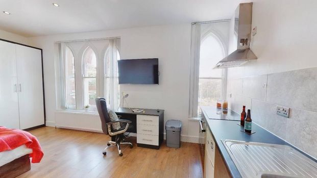 Studio to rent - Photo 1