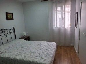 Piso en venta, alquiler en Centro - Foto 3