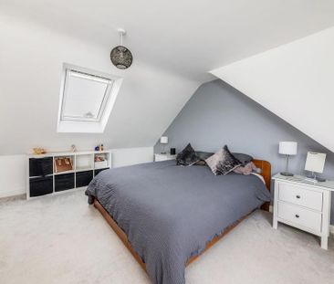 4 bedroom detached house to rent - Photo 4