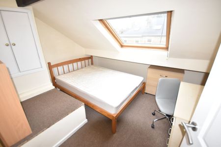 4 bedroom house share to rent - Photo 4