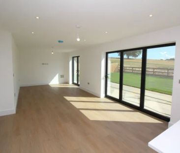 Essex, CM11, Oak Hill Mews, Coxes Farm Road - Photo 5