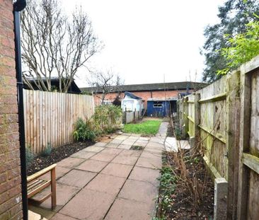 3 bedroom terraced house to rent - Photo 1