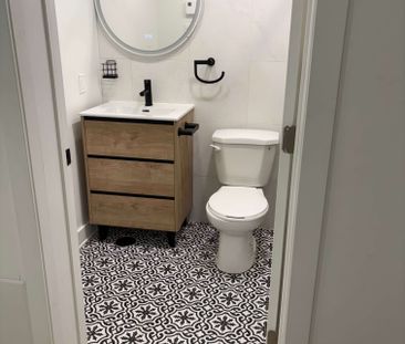 2080 av Lincoln - Modern Studio Apartment for Rent - Photo 2