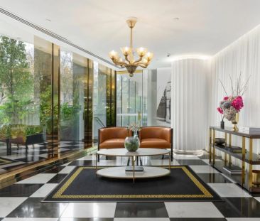 Park Avenue Elegance Meets Premier Melbourne Living - Photo 1
