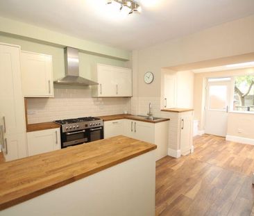 3 bedroom terraced house to rent - Photo 6