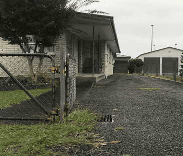 Quiet little spot in the heart of Tirau. - Photo 4