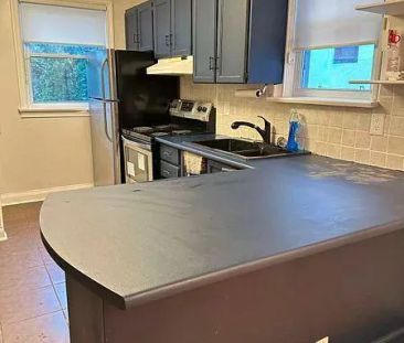 27 CRAIGMORE CRESCENT - Photo 5