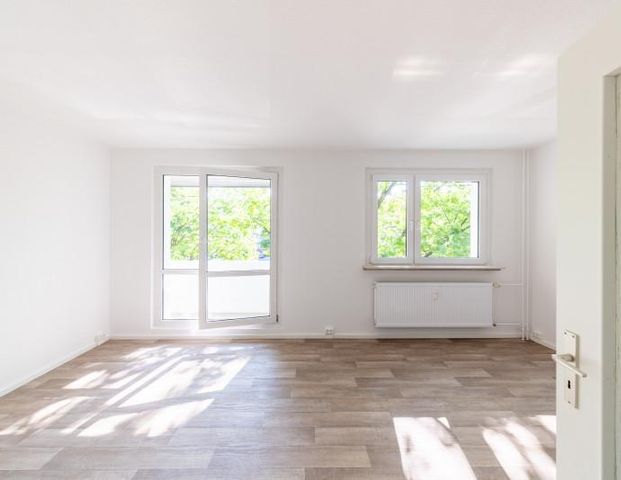Wir sanieren für Sie - 3 Zimmer-Wohnung in Halle - Photo 1