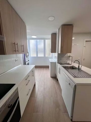 Avenida de Baviera, Madrid, Community of Madrid 28028 - Foto 2