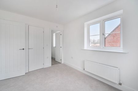 4 bedroom detached house to rent - Photo 5