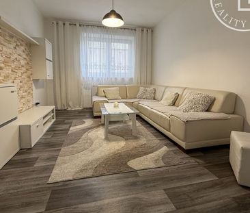 Prenájom 2 izbového bytu v centre Martina na Záborského ulici v blí... - Photo 1
