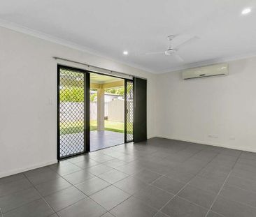 Spacious Family Home - Photo 2