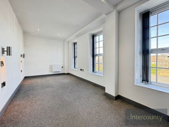 Harrington Close, CM23, Bishop'S Stortford - Photo 1