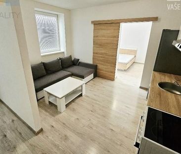 PRENÁJOM Bánovce nad Bebravou /1,5 IZBOVÝ BYT/BALKÓN/PIVNICA - Photo 1
