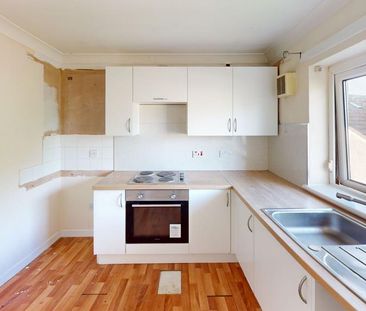 3 bedroom flat to rent - Photo 3