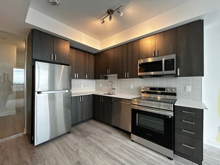 For Lease - 1455 Celebration Drive Unit# 2203, Pickering, Ontario - Photo 4