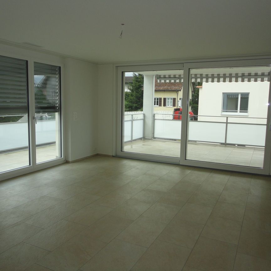 Stilvolle 4.5 Zimmerwohnung in Dübendorf zu vermieten! - Photo 1