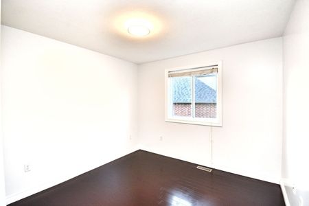 For Lease - 2 Althorp Drive, Orangeville, Ontario - Photo 3