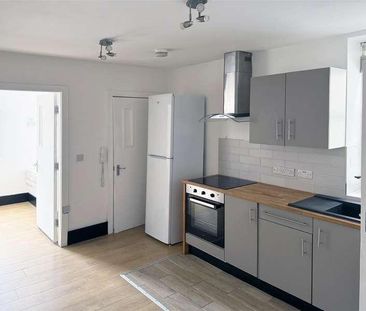 Bridge Street, Bewsey And Whitecross, Warrington, WA1 - Photo 2