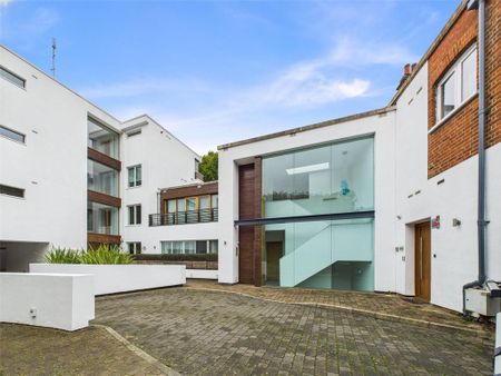 3 bedroom apartment to rent - Photo 5