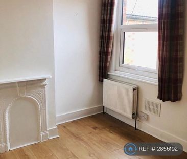 4 bedroom terraced house to rent - Photo 1