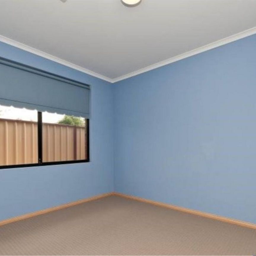 Private Home in Great Location - Photo 1