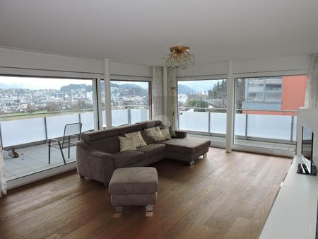 COZY, MODERN WITH A FUTURE OUTLOOK - Foto 5