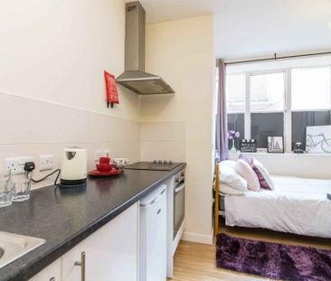 Bronze Studio - Photo 6