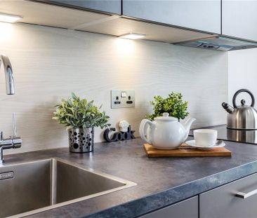 Studio to rent - Photo 2