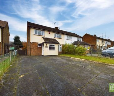 Mitcham Road, Camberley Mitcham Road, Camberley - Photo 1