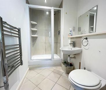 2 bedroom apartment to rent - Photo 5