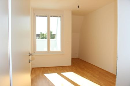 Wunderbare Dachgeschosswohnung auf 2 Ebenen mit Terrasse - Photo 4