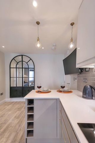 1 bedroom flat to rent - Photo 4