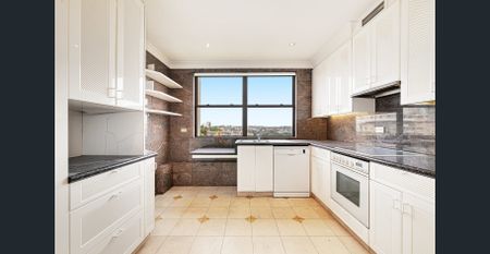 15/60 Darling Point, Darling Point, NSW 2027 - Photo 3